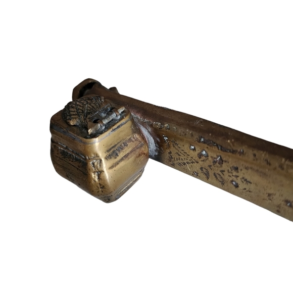 ANTIQUE brass Middle Eastern travlers inkwell and quill case - Picture 4 of 16